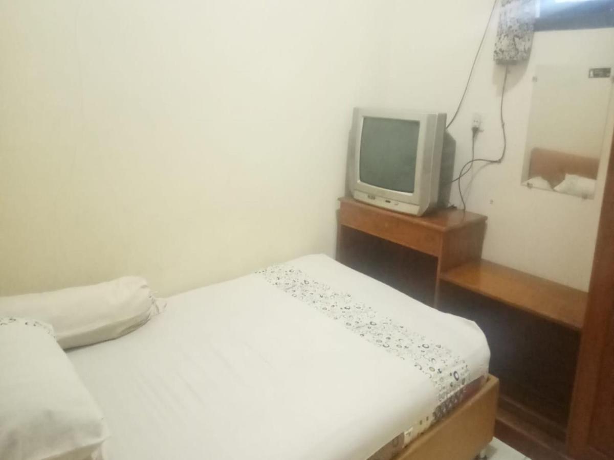 Wisma Zahira Wonosobo Bagian luar foto